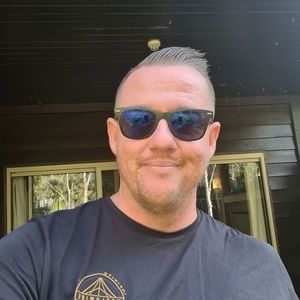 Meet your Posher, Joel